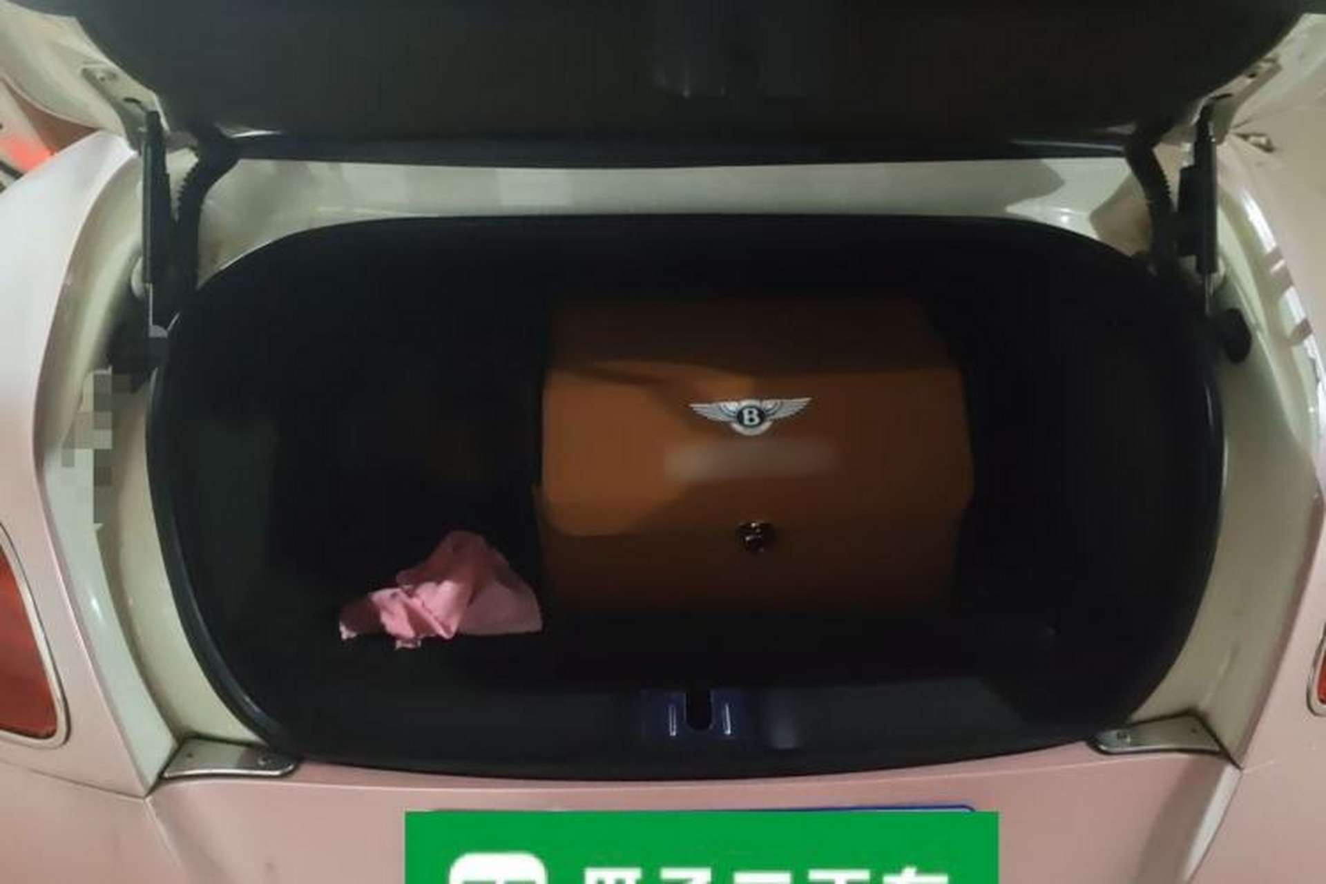 Used Bentley Continental 2015 4.0T GT V8 Standard Edition Trunk