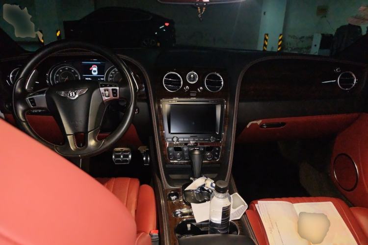 Used Bentley Continental 2015 4.0T GT V8 Standard Edition Center Console