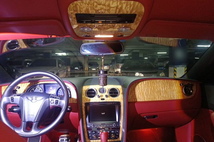 Used Bentley Continental 2015 4.0T GT V8 Standard Edition Center Console