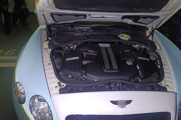 Used Bentley Continental 2015 4.0T GT V8 Standard Edition Engine Bay Right