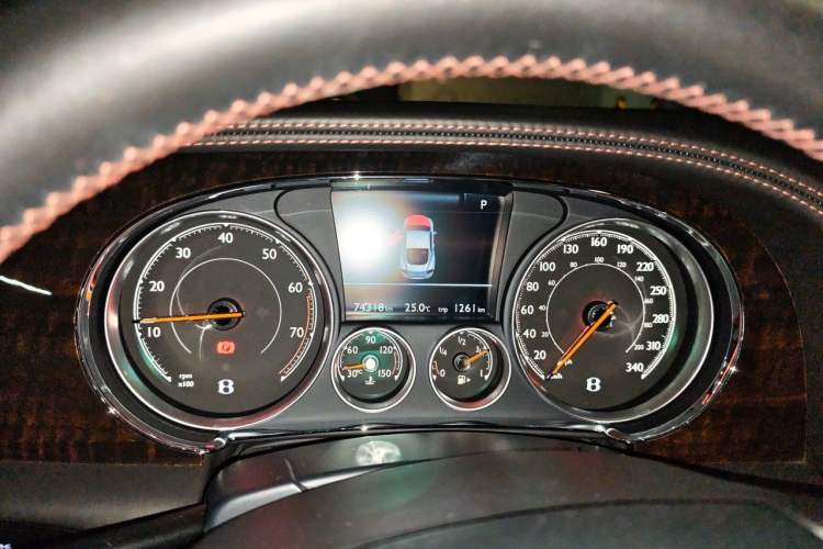 Used Bentley Continental 2015 4.0T GT V8 Standard Edition Instrument Cluster