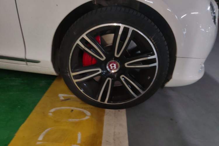 Used Bentley Continental  Right Front Wheel Hub