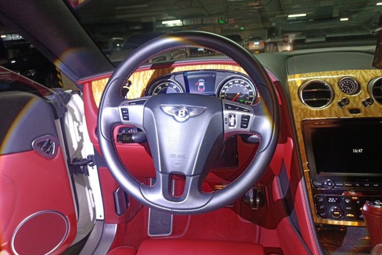 Used Bentley Continental 2015 4.0T GT V8 Standard Edition Steering Wheel