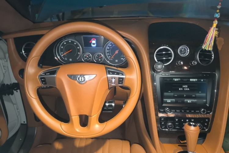 Used Bentley Continental 2015 4.0T GT V8 Standard Edition Steering Wheel