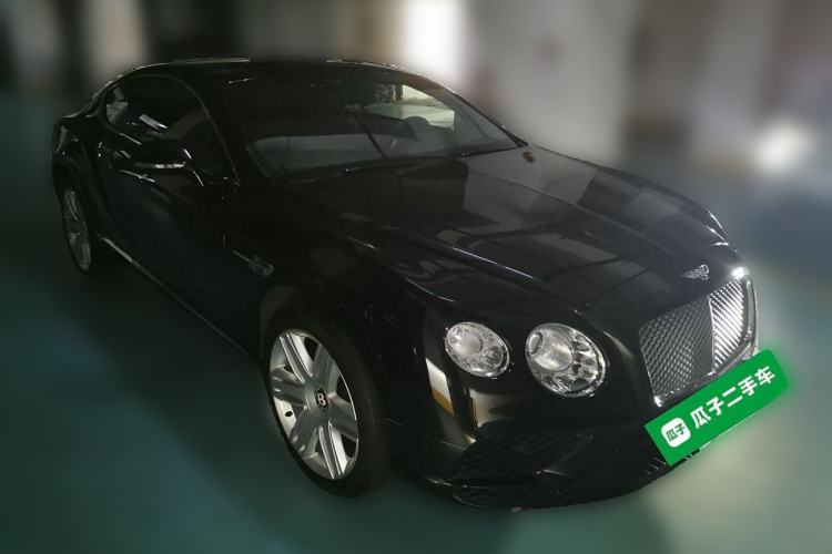 Used Bentley Continental 2016 4.0T GT V8 Standard Edition Front Right 45 Deg