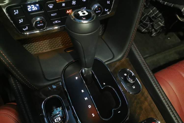 Used Bentley Continental 2016 4.0T GT V8 Standard Edition Gear Lever