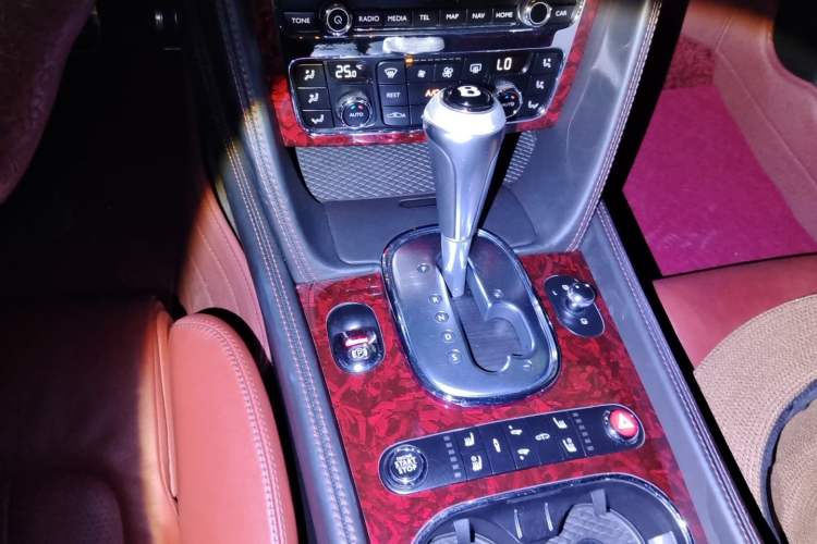 Used Bentley Continental 2016 4.0T GT V8 S Standard Edition Gear Lever