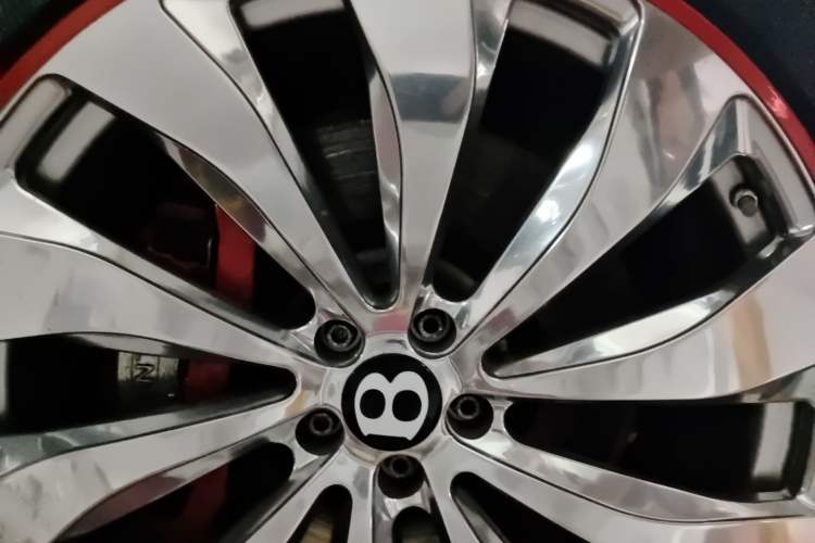 Used Bentley Continental 2016 4.0T GT V8 S Standard Edition Right Front Wheel Hub