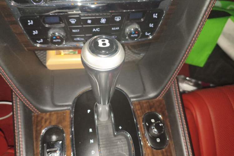 Used Bentley Continental 2017 4.0T GT V8 S Standard Edition Gear Lever