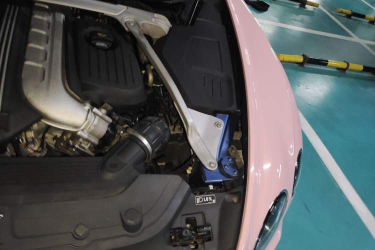 Used Bentley Continental 2018 6.0T GT W12 Engine Bay Left
