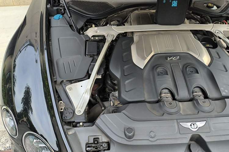 Used Bentley Continental 2020 4.0T GT V8 Engine Bay Right