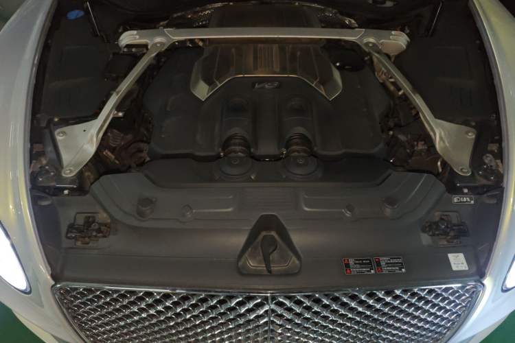 Used Bentley Continental 2020 4.0T GT V8 Engine Bay
