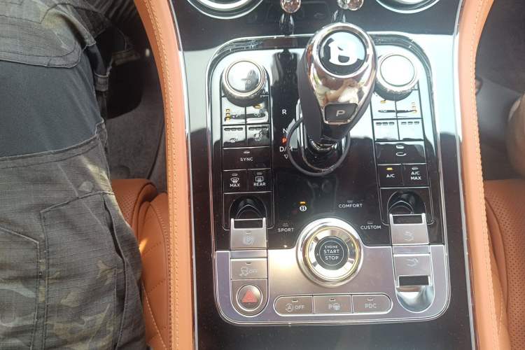 Used Bentley Continental 2022 4.0T GT V8 Mulliner Gear Lever