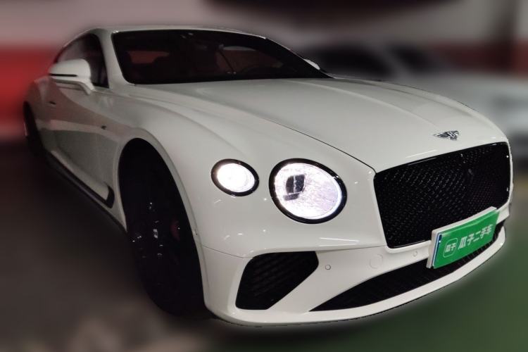 Used Bentley Continental 2022 4.0T GT V8 Mulliner Front Right 45 Deg