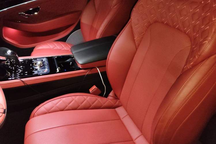 Used Bentley Continental 2022 4.0T GT V8 Mulliner Left Front Seat