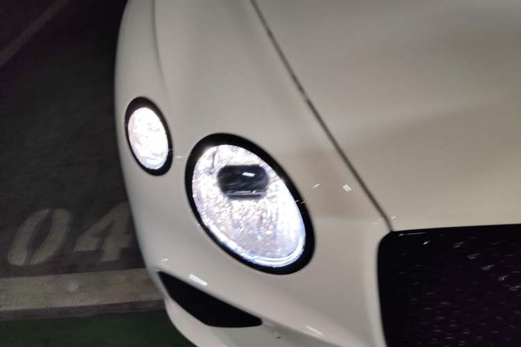 Used Bentley Continental 2022 4.0T GT V8 Mulliner Right Front Headlight