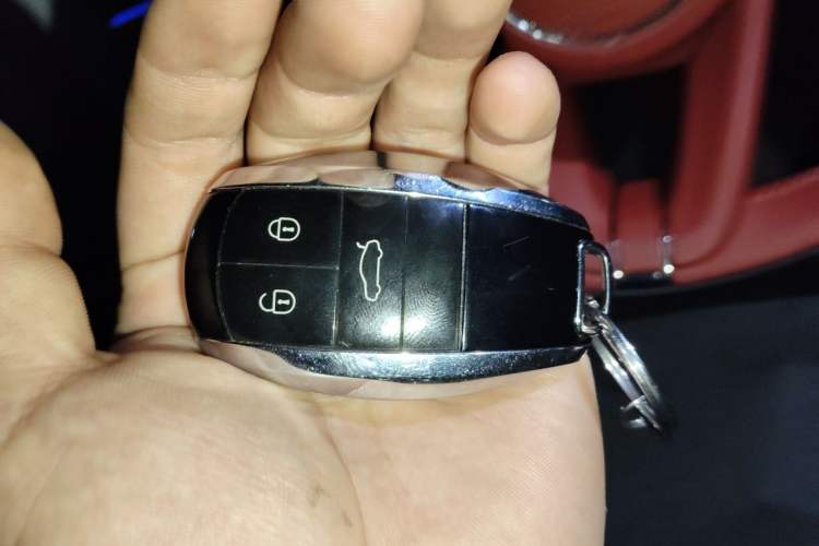 Used Bentley Continental 2022 4.0T GT V8 Mulliner Vehicle Key