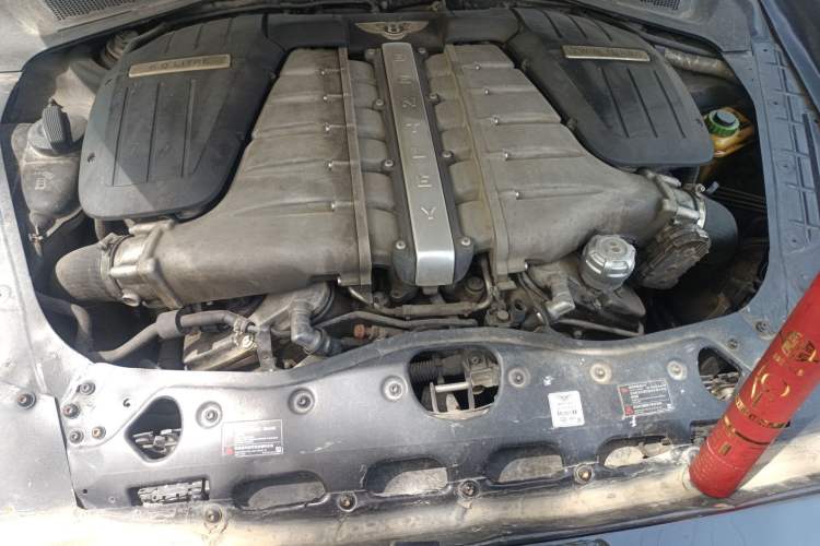 Used Bentley Flying Spur 2005 6.0T Standard Edition Engine Bay