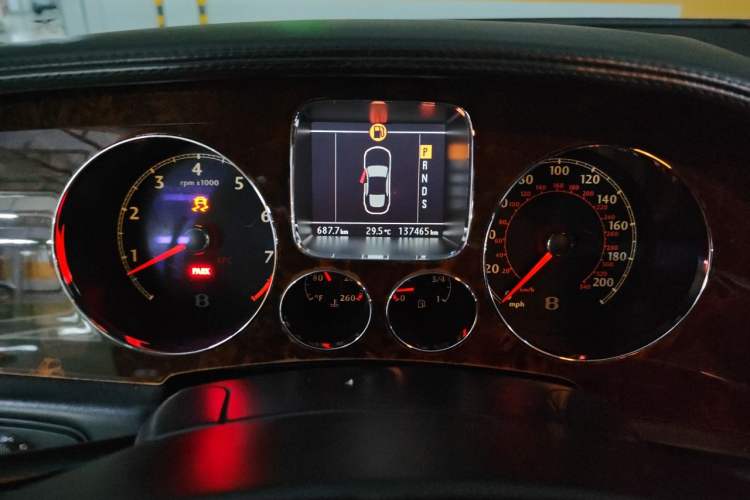 Used Bentley Flying Spur 2005 6.0T Standard Edition Odometer Close Up