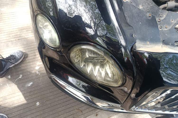 Used Bentley Flying Spur 2005 6.0T Standard Edition Right Front Headlight