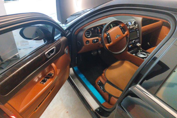 Used Bentley Flying Spur 2010 6.0T Four-Seat Version Driver Seat