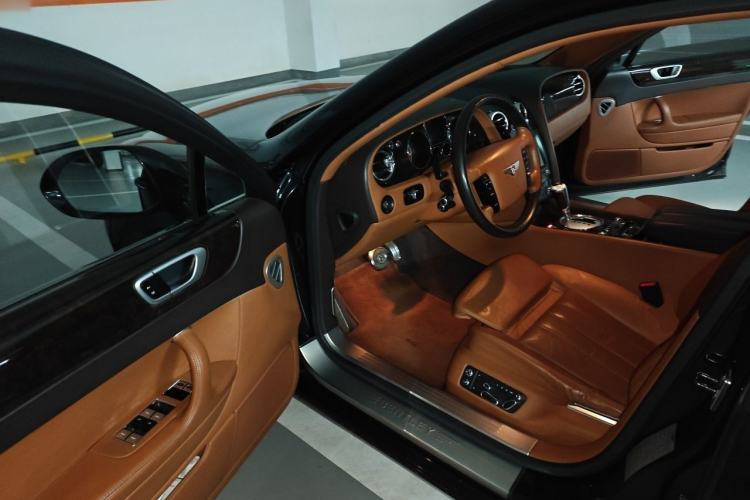 Used Bentley Flying Spur 2010 6.0T Four-Seat Version Driver Seat