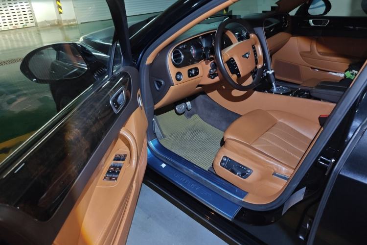 Used Bentley Flying Spur 2010 6.0T Four-Seat Version Driver Seat