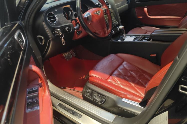 Used Bentley Flying Spur 2010 6.0T Five-Seat Version Driver Seat