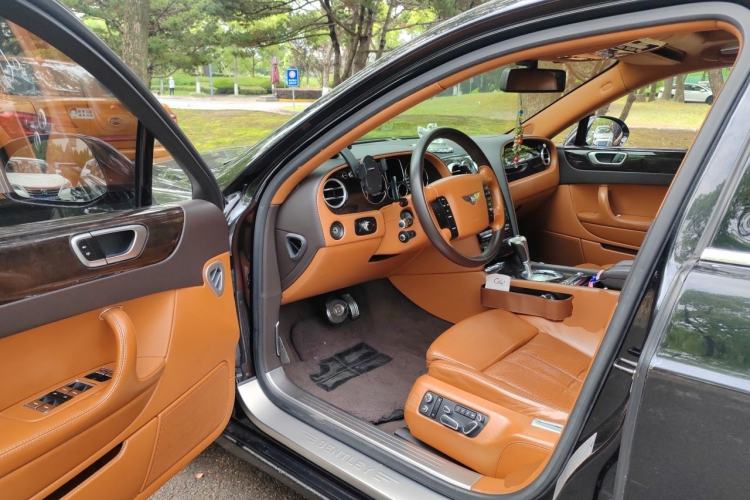 Used Bentley Flying Spur 2010 6.0T Four-Seat Version Driver Seat