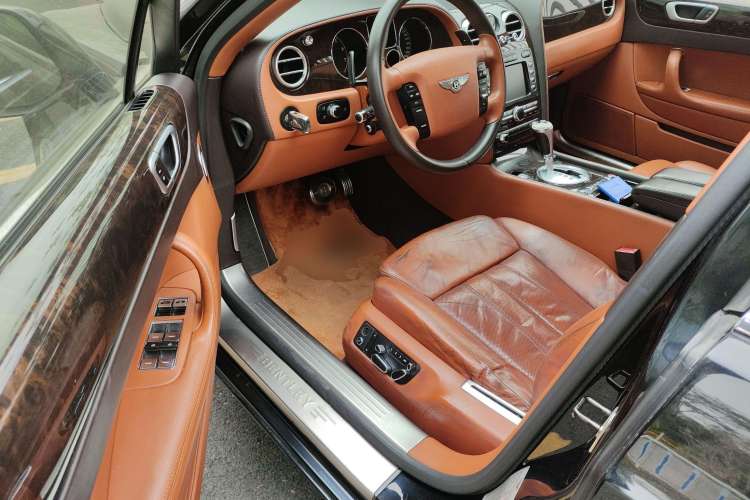 Used Bentley Flying Spur 2010 6.0T Four-Seat Version Driver Seat