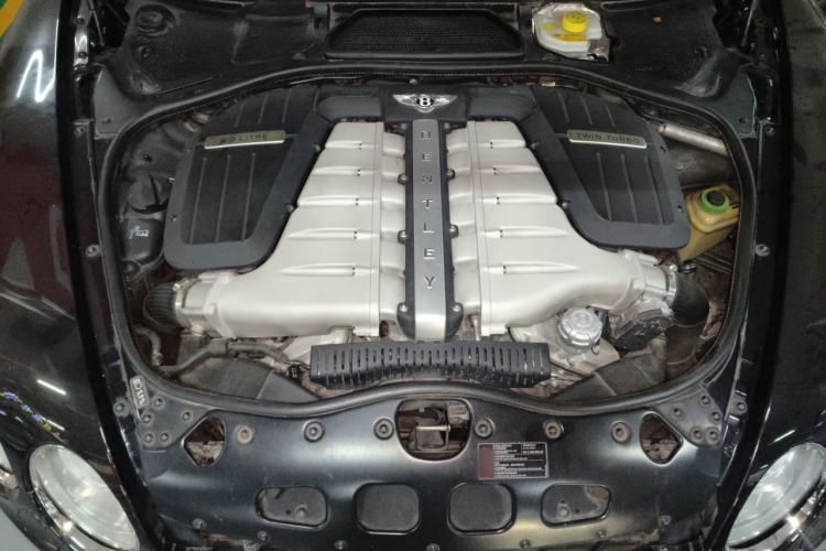 Used Bentley Flying Spur 2010 6.0T Five-Seat Version Engine Bay