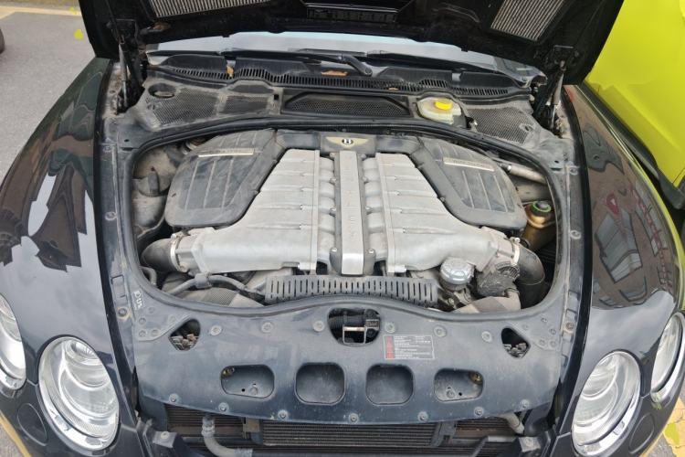 Used Bentley Flying Spur 2010 6.0T Four-Seat Version Engine Bay