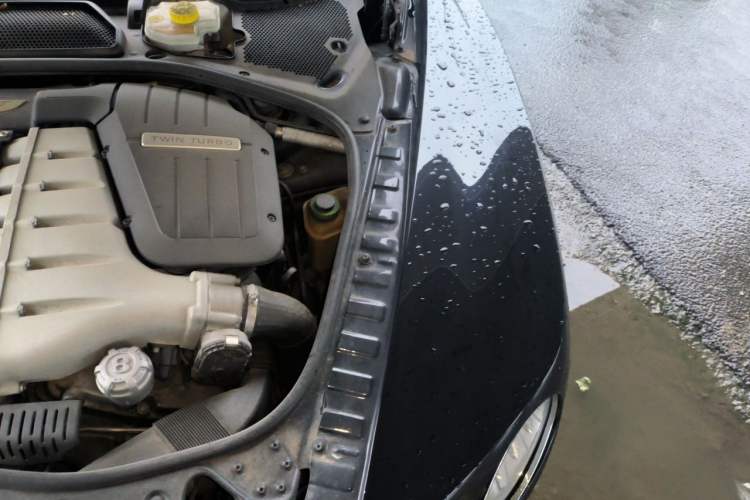 Used Bentley Flying Spur 2010 6.0T Four-Seat Version Engine Bay Left