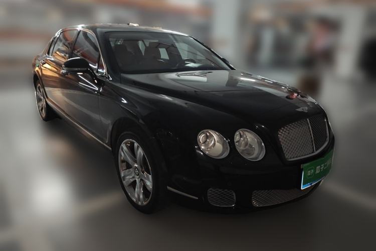 Used Bentley Flying Spur 2010 6.0T Four-Seat Version Front Right 45 Deg