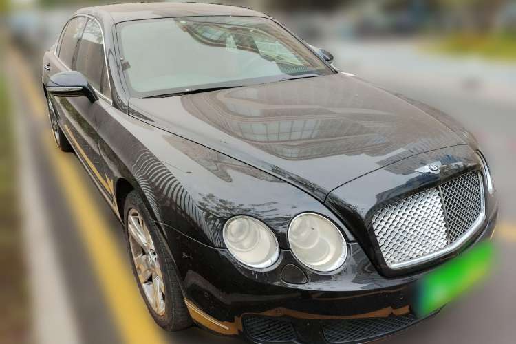 Used Bentley Flying Spur 2010 6.0T Four-Seat Version Front Right 45 Deg