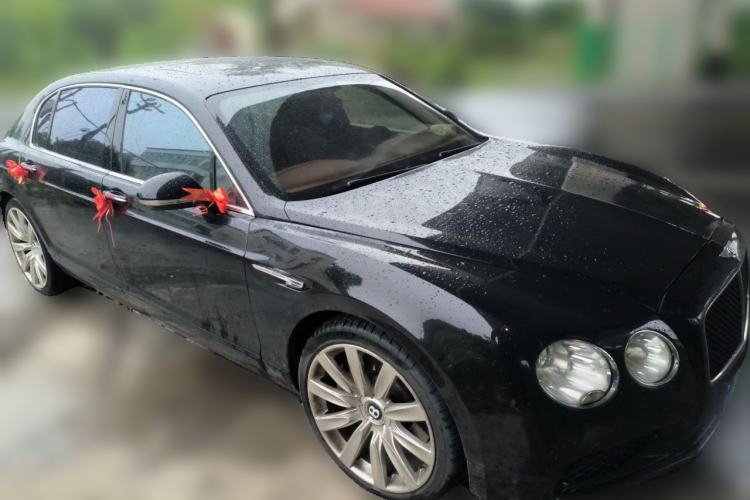 Used Bentley Flying Spur 2010 6.0T Four-Seat Version Front Right 45 Deg