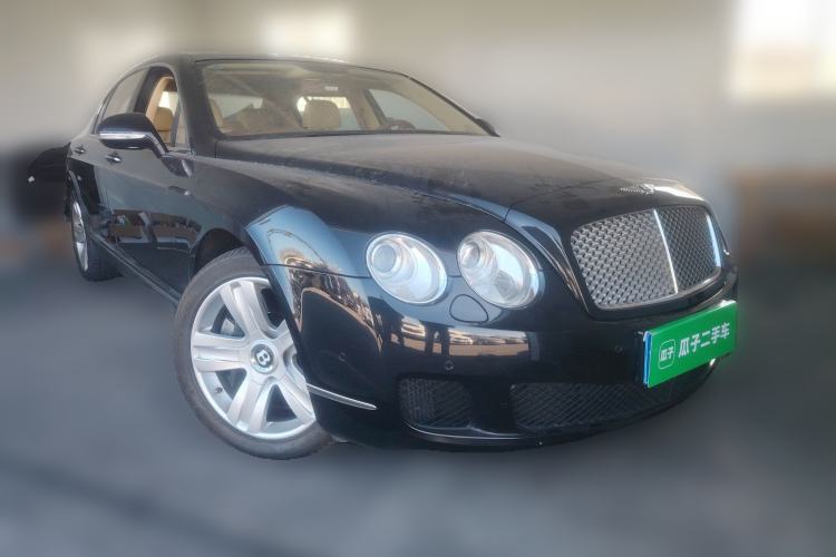 Used Bentley Flying Spur 2010 6.0T Five-Seat Version Front Right 45 Deg
