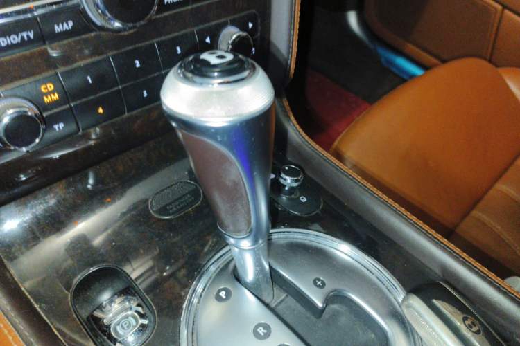 Used Bentley Flying Spur 2010 6.0T Four-Seat Version Gear Lever