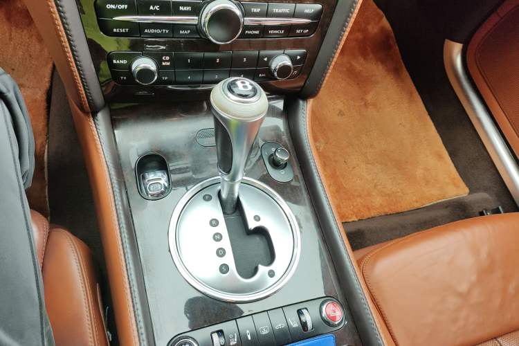 Used Bentley Flying Spur 2010 6.0T Four-Seat Version Gear Lever