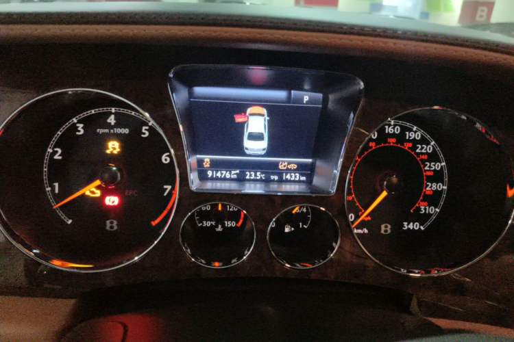 Used Bentley Flying Spur 2010 6.0T Five-Seat Version Instrument Cluster