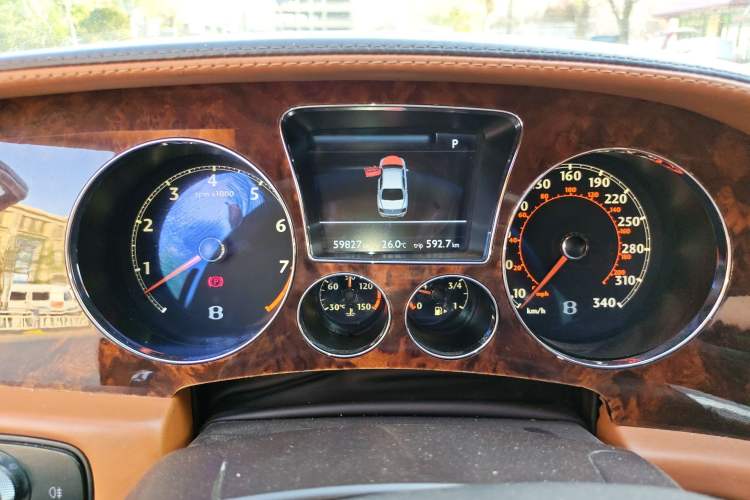 Used Bentley Flying Spur 2010 6.0T Five-Seat Version Instrument Cluster