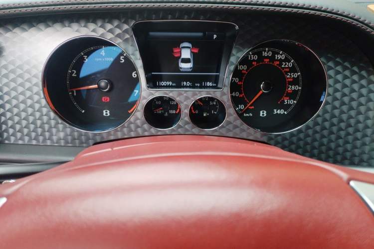 Used Bentley Flying Spur 2010 6.0T Five-Seat Version Instrument Cluster