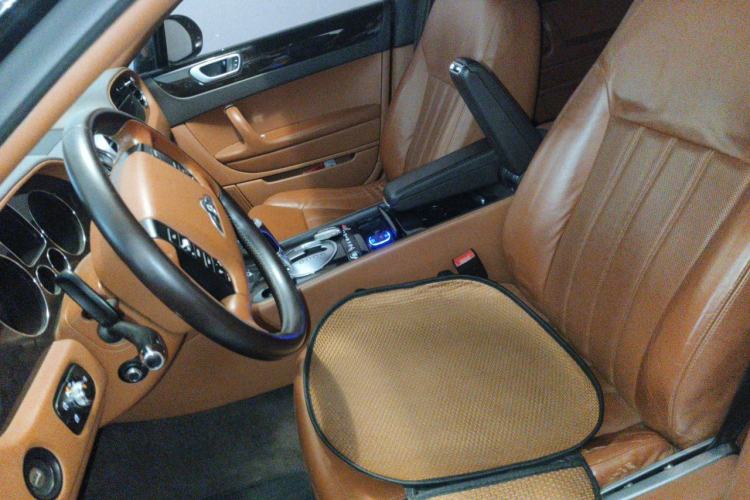 Used Bentley Flying Spur 2010 6.0T Four-Seat Version Left Front Seat