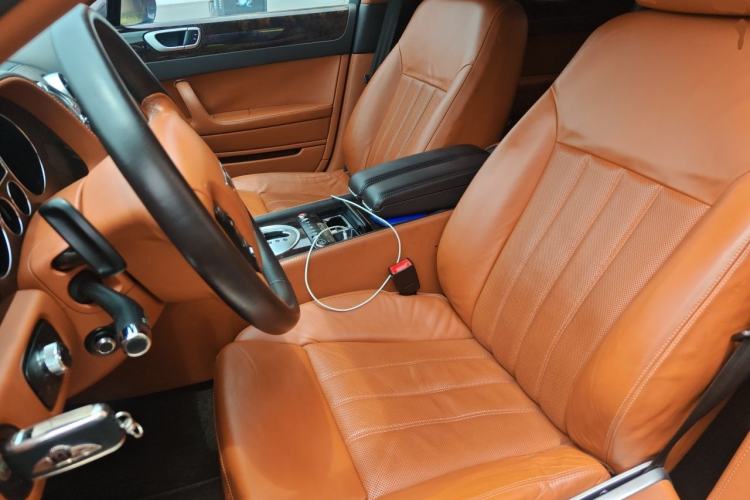Used Bentley Flying Spur 2010 6.0T Four-Seat Version Left Front Seat