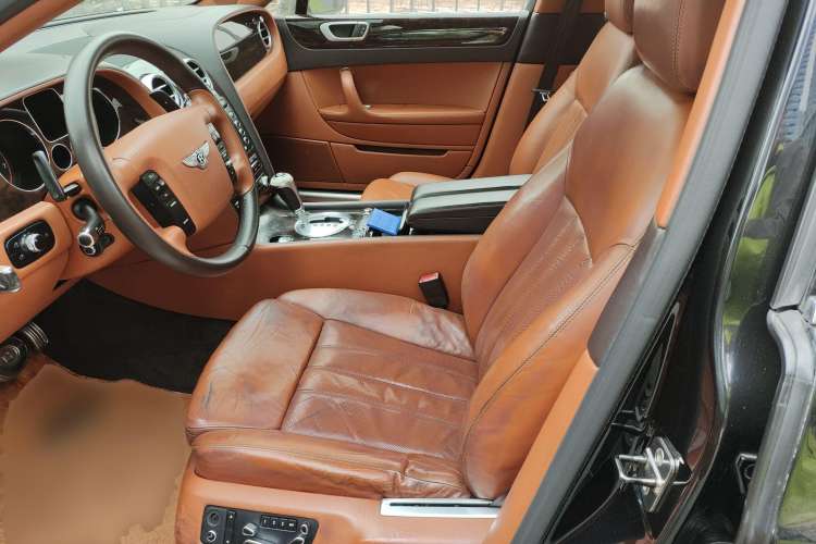 Used Bentley Flying Spur 2010 6.0T Four-Seat Version Left Front Seat