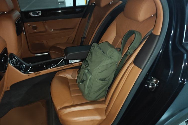 Used Bentley Flying Spur 2010 6.0T Four-Seat Version Left Rear Seat