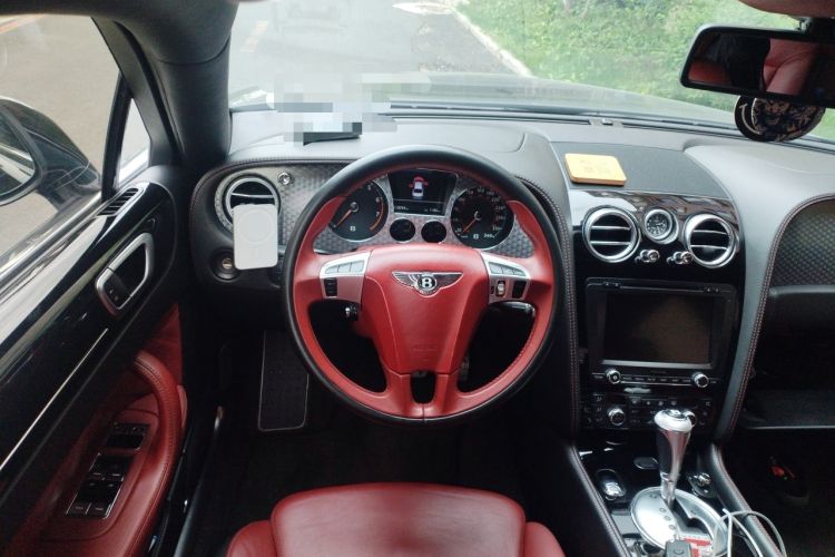 Used Bentley Flying Spur 2010 6.0T Five-Seat Version Steering Wheel