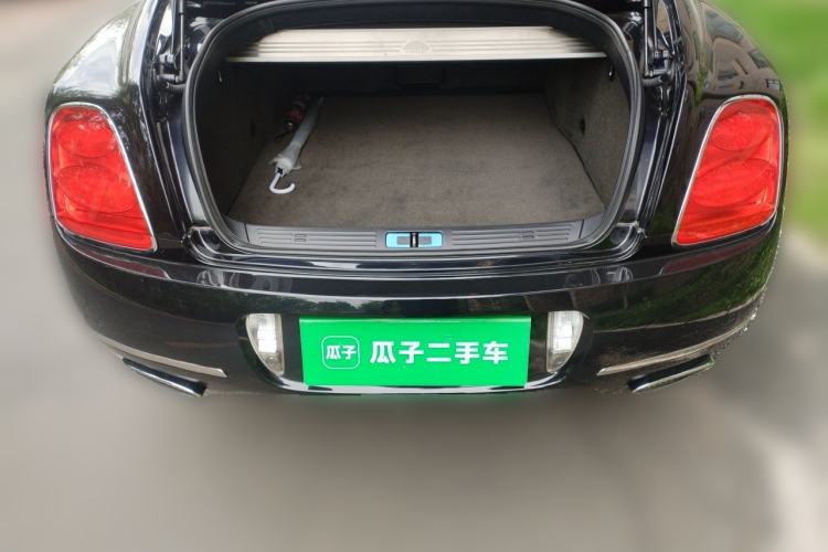 Used Bentley Flying Spur 2010 6.0T Five-Seat Version Trunk