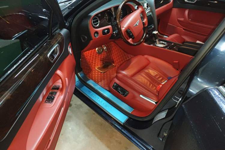 Used Bentley Flying Spur 2010 6.0T Four-Seat Version Driver Seat