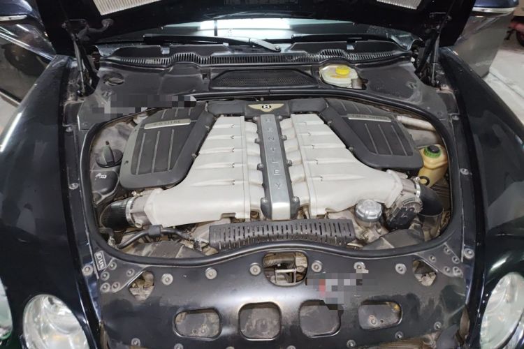 Used Bentley Flying Spur 2010 6.0T Four-Seat Version Engine Bay